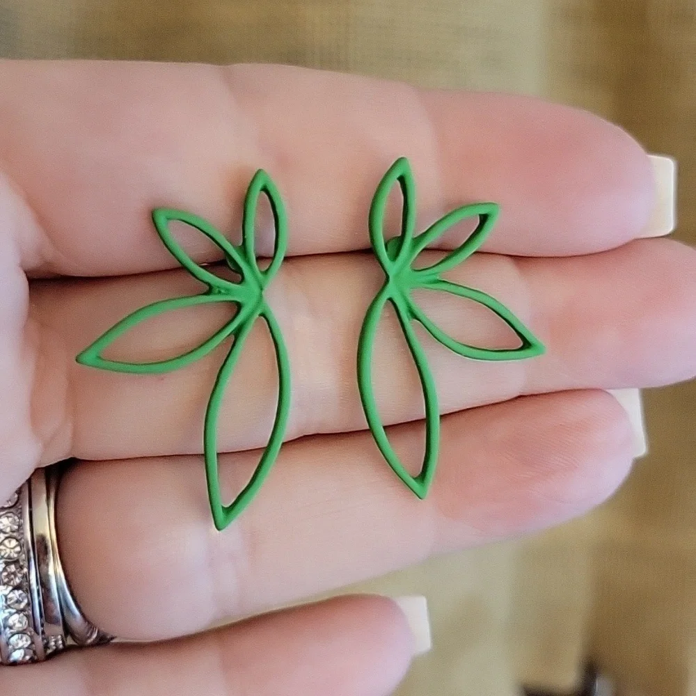 🔥LAST PAIR🔥Y2K Green Leaf Earrings